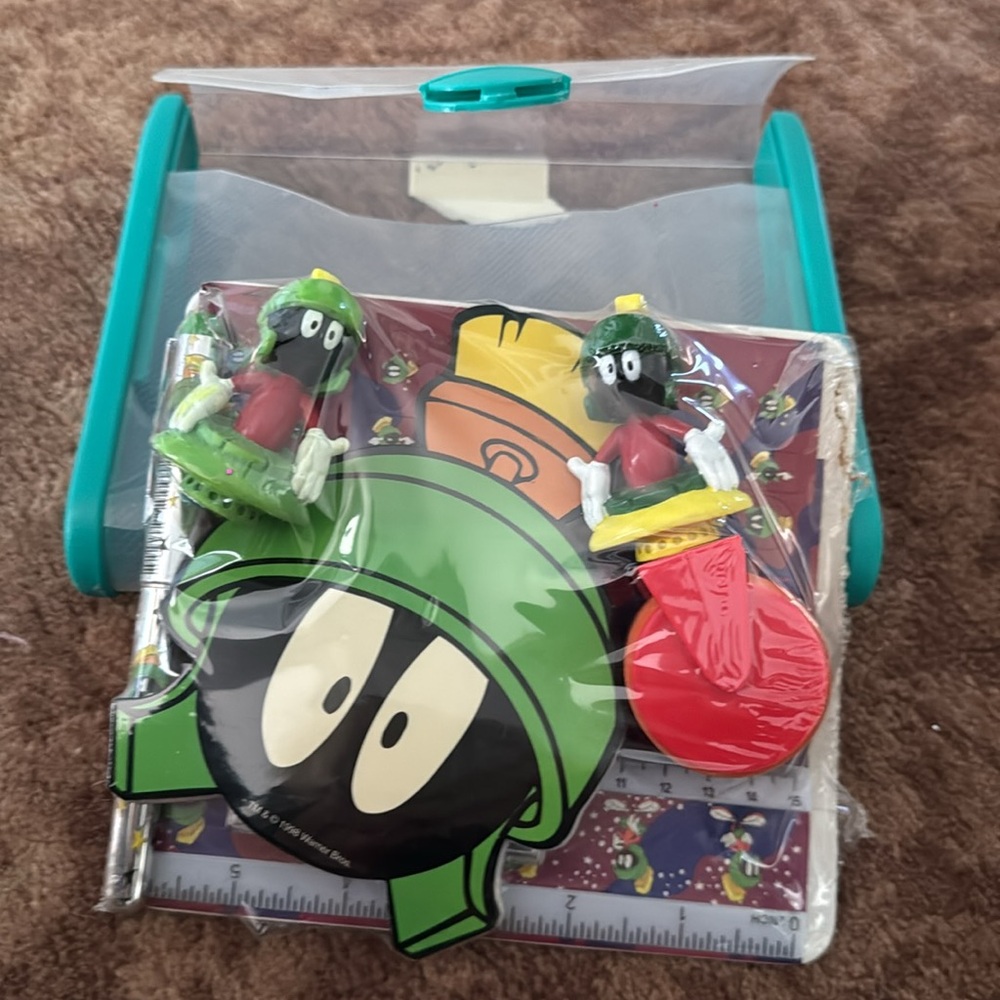 Vintage Marvin the Martian activity set Never Opened Warner Bros Looney Tunes